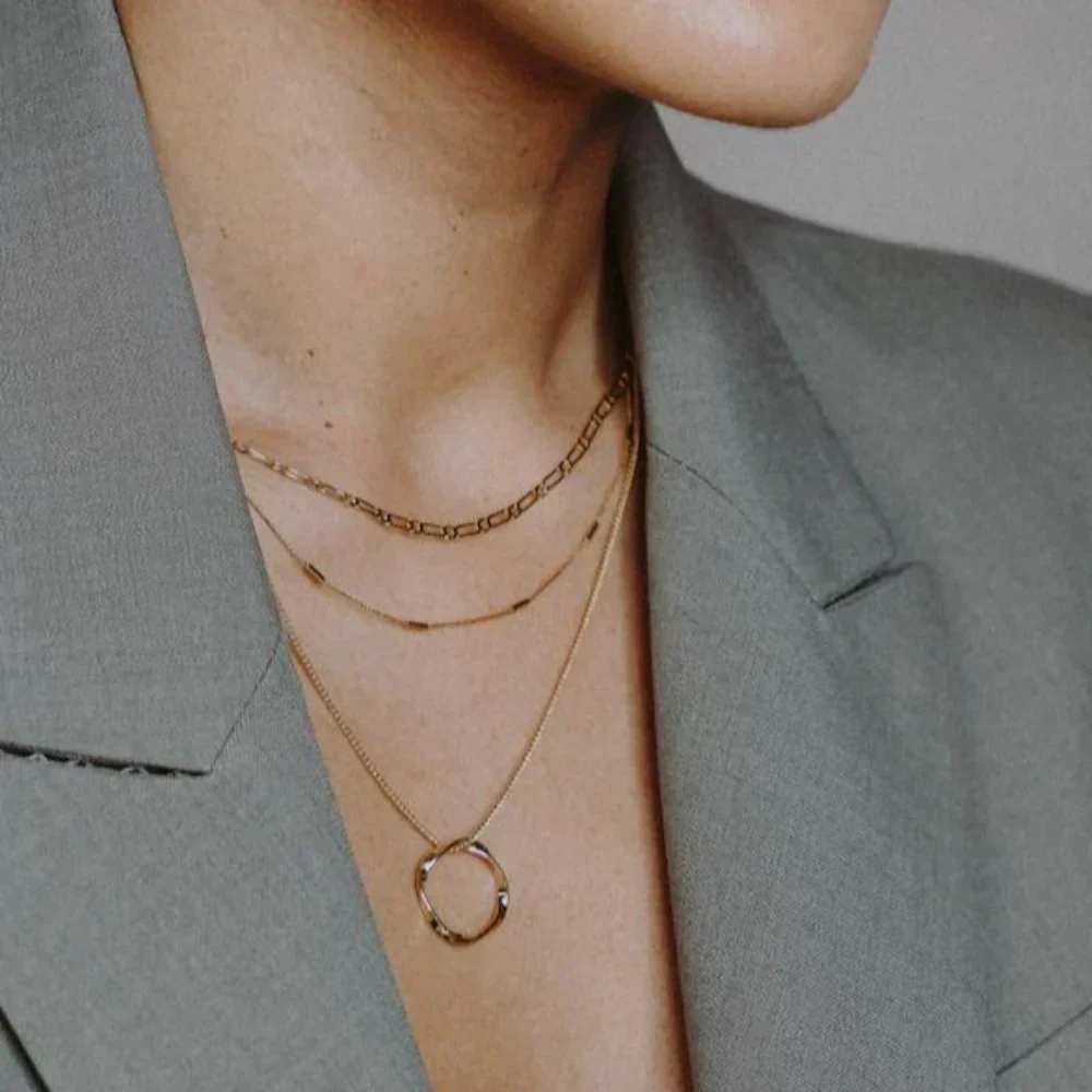 Open Circle Three Row Necklace | Gold 18k - Image 6